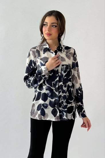 قميص ساتان بطبعة ازهار