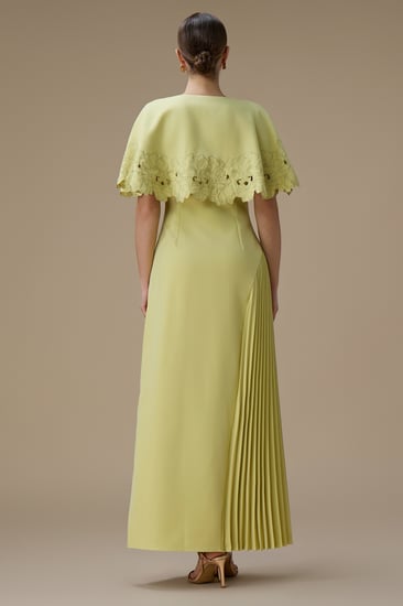 فستان طويل اخضر ليموني بتطريزات زهرية