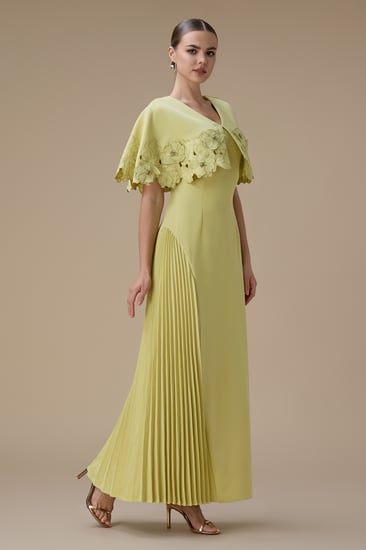 فستان طويل اخضر ليموني بتطريزات زهرية