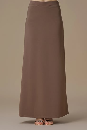 تنورة طويلة بتصميم ناعم لون كاكي
