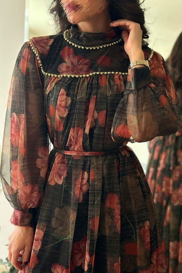 فستان ماكسي أنيق بطبعة أزهار لون اسود