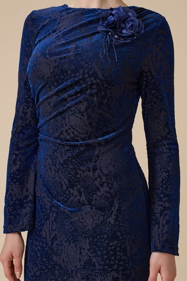 فستان كحلي ماكسي مخمل