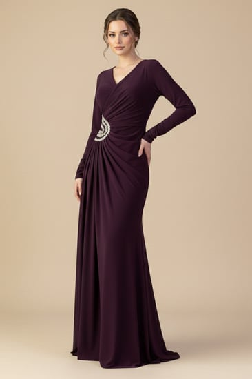 فستان طويل بنفسجي بدرابيه أنيق