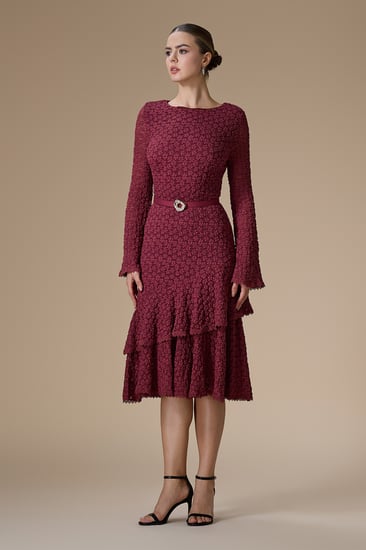 فستان برغندي ميدي دانتيل