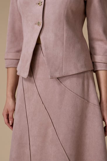 طقم وردي شامواه بجاكيت كلاسيكي