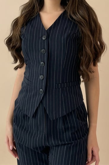 صديري بنقش خطوط رفيعة لون كحلي