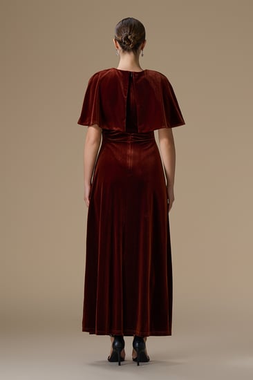 فستان كستنائي طويل مخمل