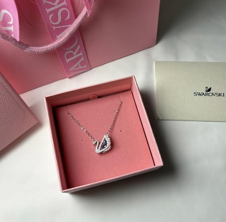 سلسال مستوحى من سوارفسكي بطه كحلي