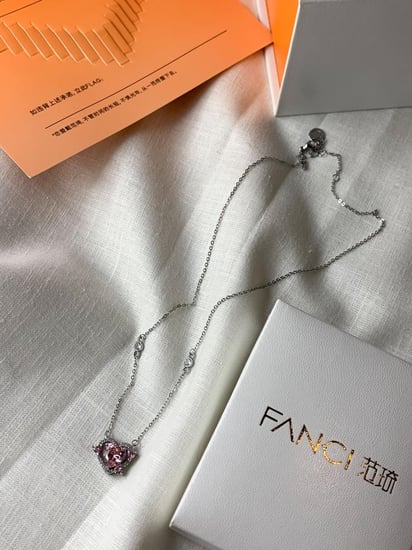 سلسال مستوحى من فانسي