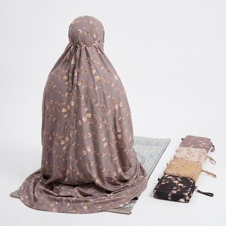 طقم شرشف صلاة + سجادة (فخم)