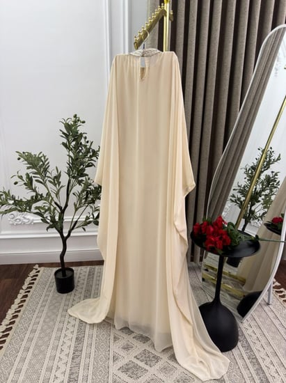 جلابيه شيفون جورجيت المزينه بالتطريز اليدوي الفخم