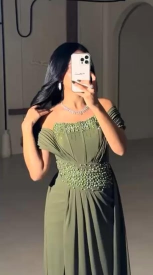 فستان سهره باربي وشيفون المزين بالتطريز اليدوي