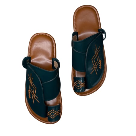 حذاء رجالي  أخضر غامق على عسلي