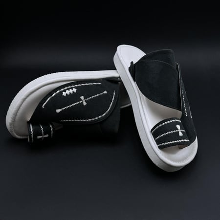 حذاء رجالي لون اسود 035