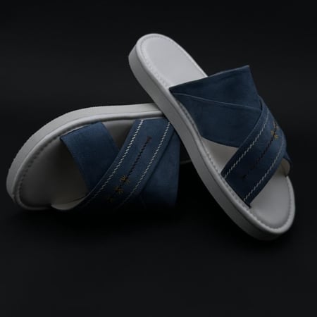 حذاء رجالي لون بحري