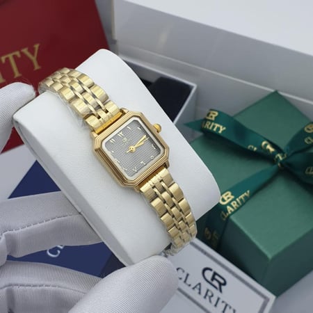 ساعة نسائية كليرتي مع بنجرة استيل