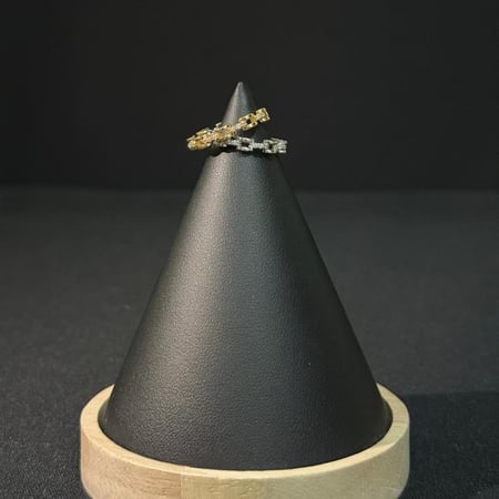 خاتم أنيق وناعم ولماع