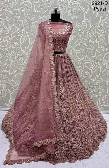 ألوان حالمة وتفاصيل ملكية