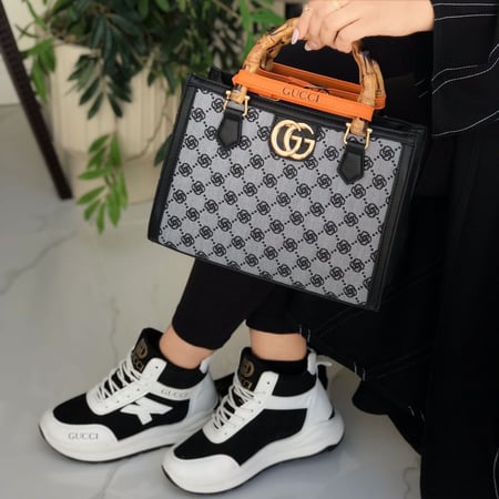 طقم شنطه مع شوز ماركه