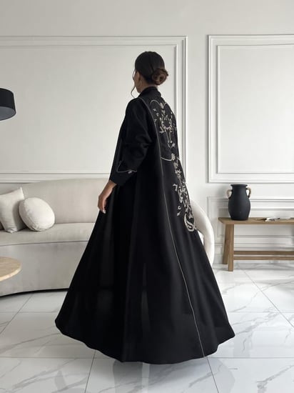 كريب تطريز بالخلف