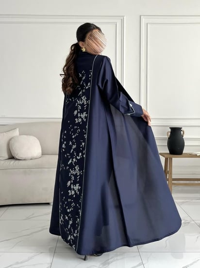 كريب تطريز بالخلف