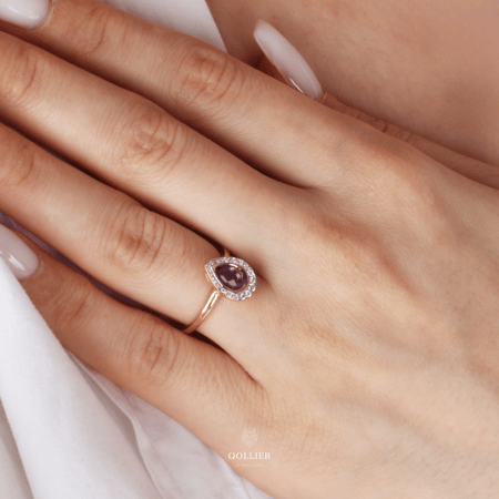 خاتم بحجر الاماتيست ومرصع بألماس مدور