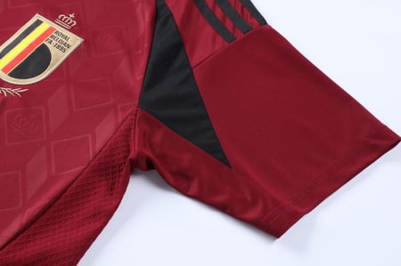 تيشيرت منتخب بلجيكا الاساسي 2025