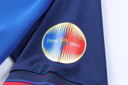 تيشيرت برشلونة 1999 الأساسي