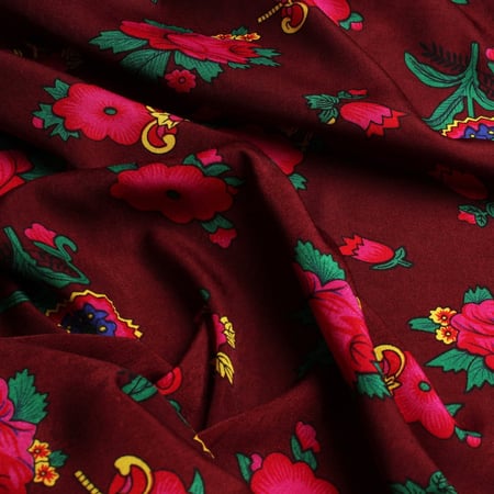 شالكي أحمر غامق