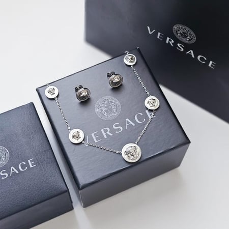 سلسال و حلق ماركة - فيرزاتشي