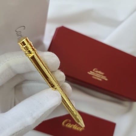 قلم ماركة كارتير