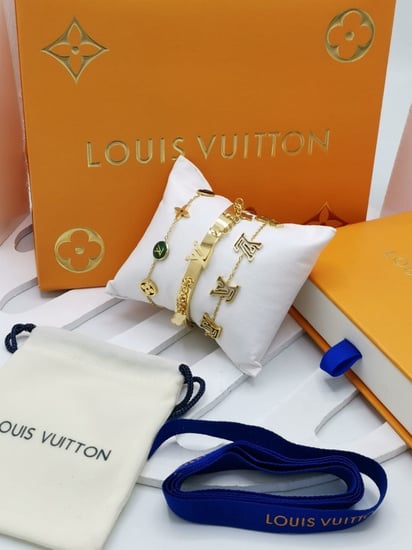 طقم ماركة اساور لويس فيتون