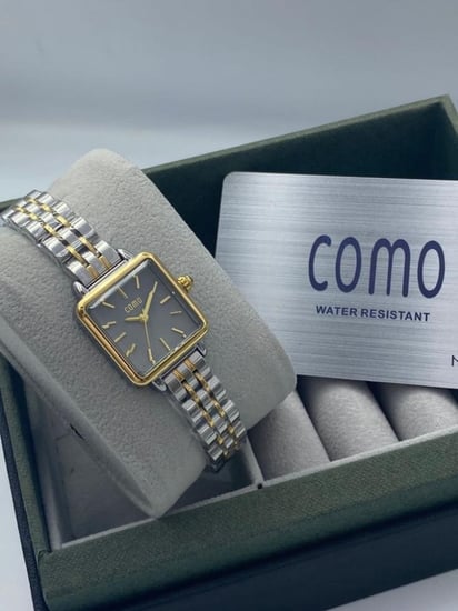 ساعه ماركة كومو اطار مربع مكس مينا رمادي