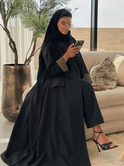 عباءة نسائية بتصميم مزدوج