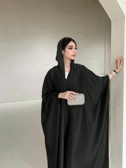 عباية أنيقة  مفتوحة