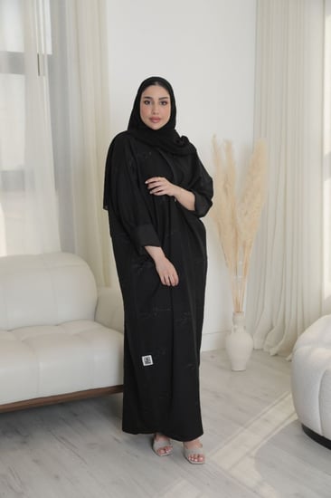 عباية مطرزة اوراق - اسود