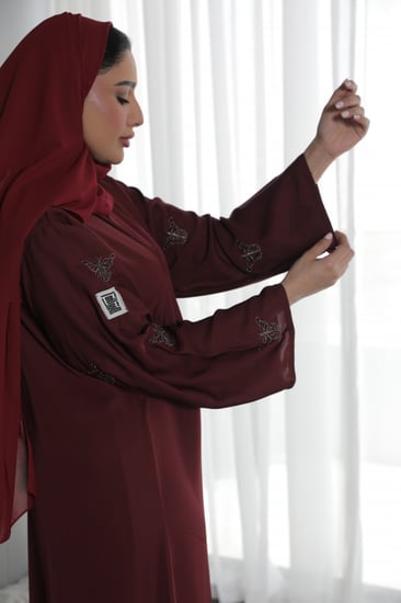 عباية الفراشات - احمر