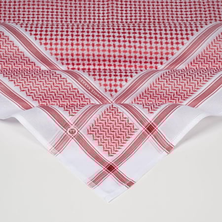 شماغ جينيفا ليونيز طويق احمر 2026