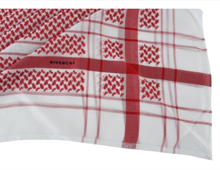 شماغ جيفنشي كاجوال 2026