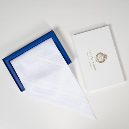 شماغ جينيفا ليونيز أبيض 2026