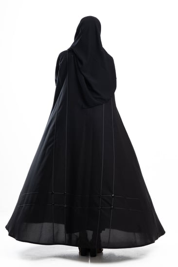 عبايات مناسبات عباية كلوش عبايات مطرزة عبايات ملونة عباية انيقة  عباية