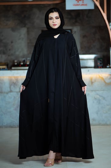 عباية اسود كلاسيك مع تدخيلات قيطان اسود