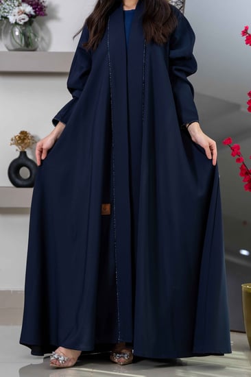 عبايات شتويةكلوش مناسبات  شك خرز كرستال ملونه ساترة دوامات جاكار عباية