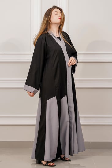 عباية كلوش مع تدخيلات قماش أسود مع رمادي