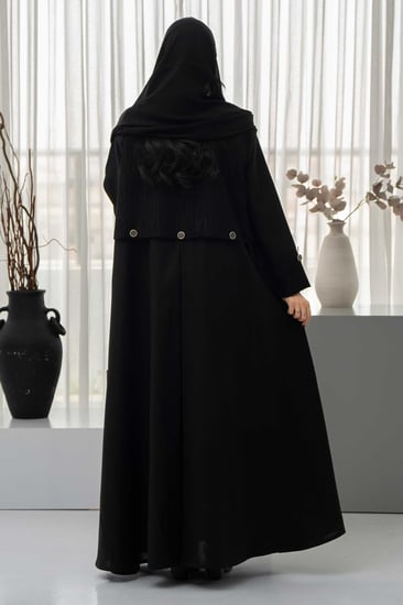 عبايات مناسبات عباية كلوش عبايات مطرزة عبايات ملونة عباية انيقة  عباية