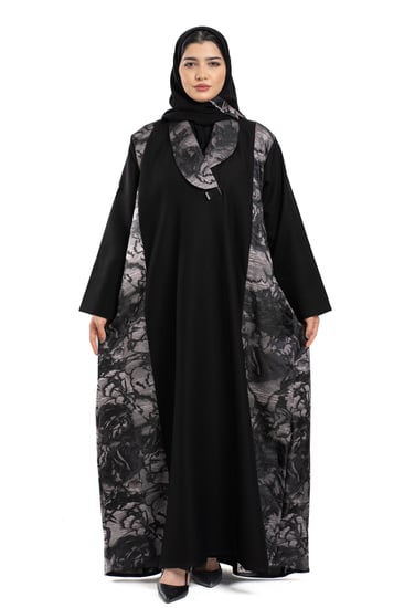 عبايات مناسبات عباية كلوش عبايات مطرزة عبايات ملونة عباية انيقة  عباية