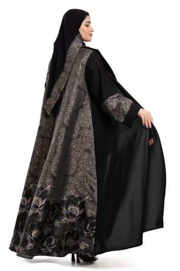 عبايات مناسبات عباية كلوش عبايات مطرزة عبايات ملونة عباية انيقة  عباية