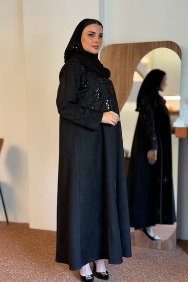 عباية عبير شامواة باللون الاسود