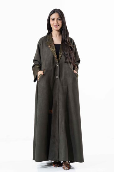 عبايات شتويةكلوش مناسبات شك خرز كرستال ملونه ساترة دوامات جاكار عباية