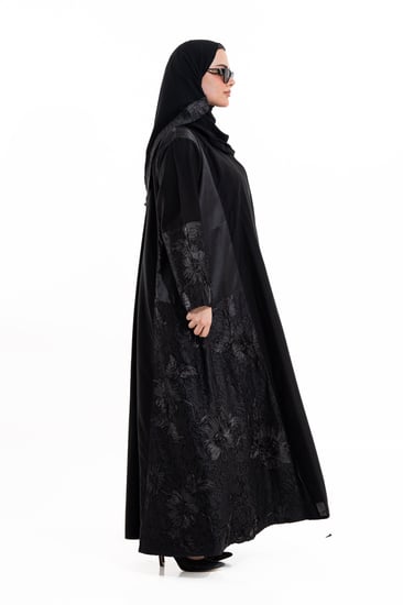 عباية ندى